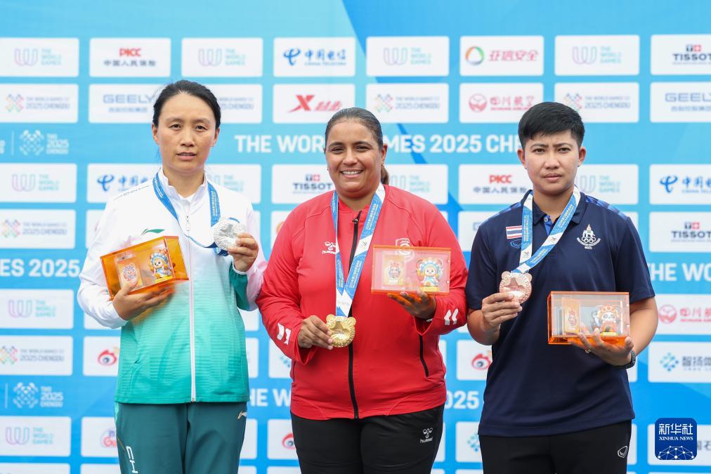 赛赛况, 贝吉夺冠, 选手富昂山