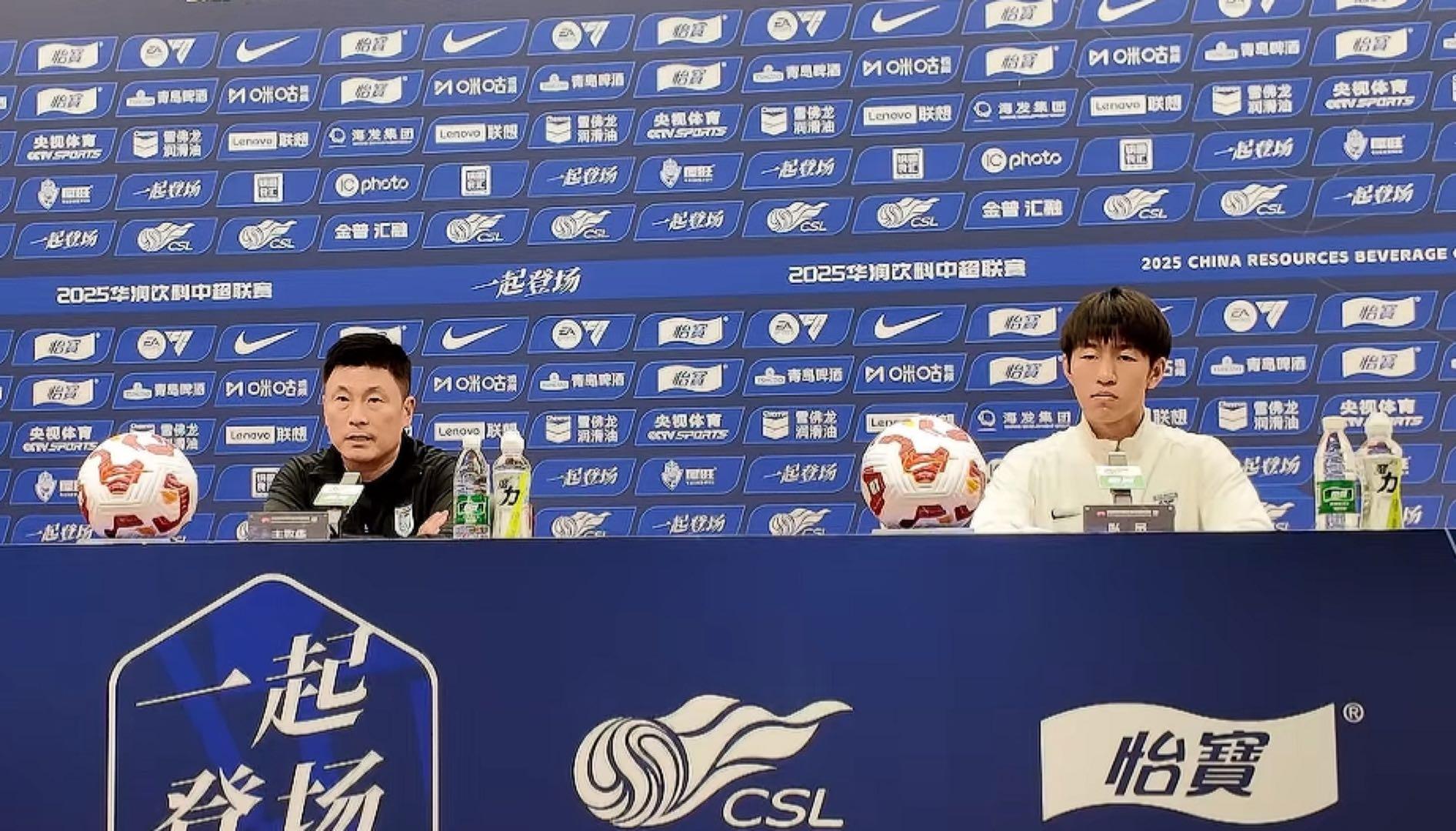 情况, 场对阵武汉