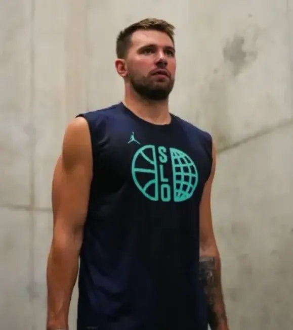 div, 意黑七七, 公斤我们应 div, 意黑七七, 公斤我们应